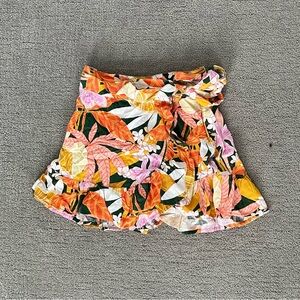 AERIE - floral wrap around tie skirt!!